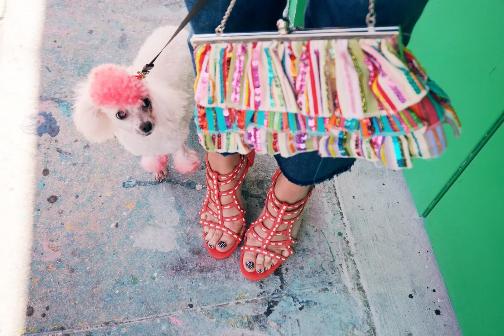 How To Make Frayed Jeans & Release Stress At The Same Time