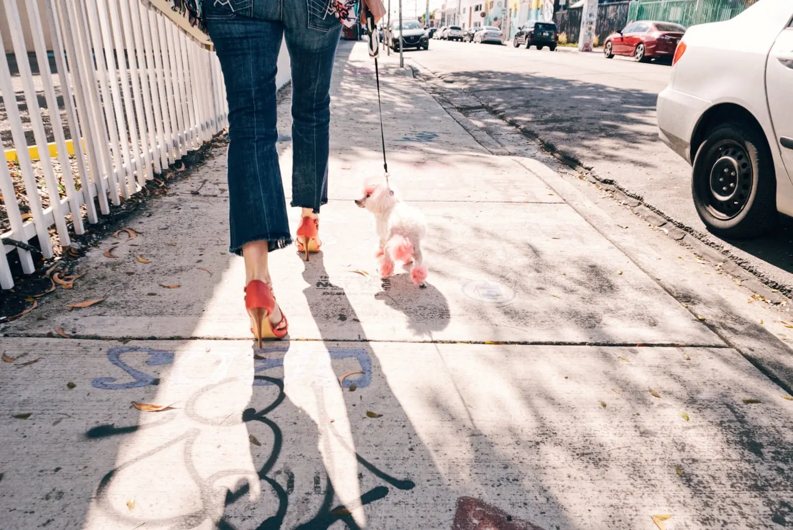 How To Make Frayed Jeans & Release Stress At The Same Time