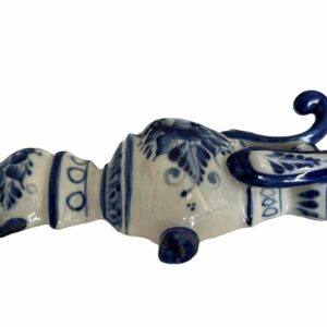Vintage Blue and White Porcelain Wall Hook Coat Hanger Blue & White Double Hook a61e33e0-2339-5d61-906c-3343fce7a623.jpg This is a Rare Vintage Chinoiserie Porcelain Double Wall Hook/Coat Hanger in Blue & White. It is both beautiful and functional. The PERFECT addition to your blue and white collection. Porcelain,Vintage