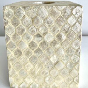 Mother of Pearl Boutique Tissue Box Cover in Quatrefoil Pattern f8235a30-54c3-59d5-8e46-a96e21d82e5f.jpg Boutique